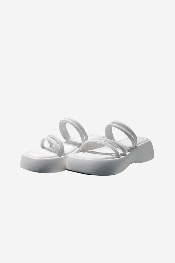 HOPE STRAPPY SANDAL FLATFORMS (5.5 CM) IN WHITE