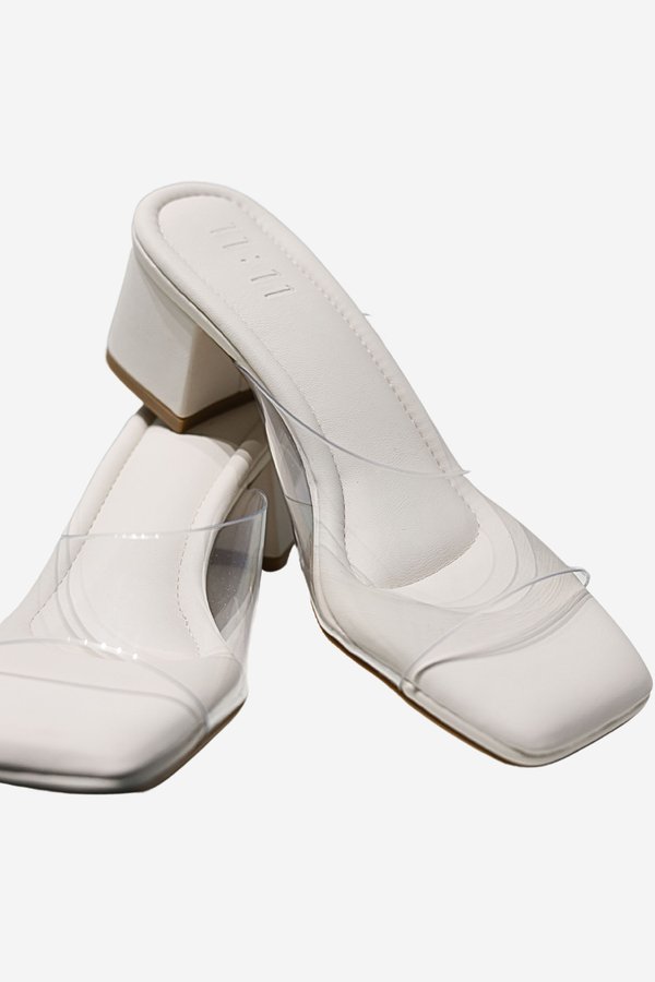 DREAM ELEVATE SLIM TRANSPARENT HEELS (5.5 CM) IN IVORY