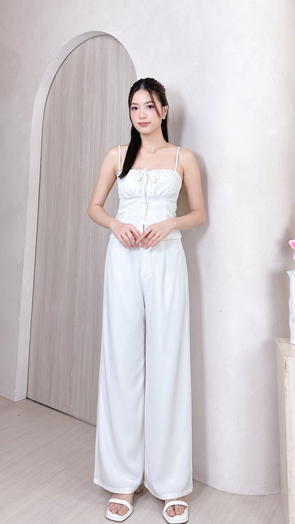 *Regular* L566 Eliona Clasp Straight Leg Pants in White