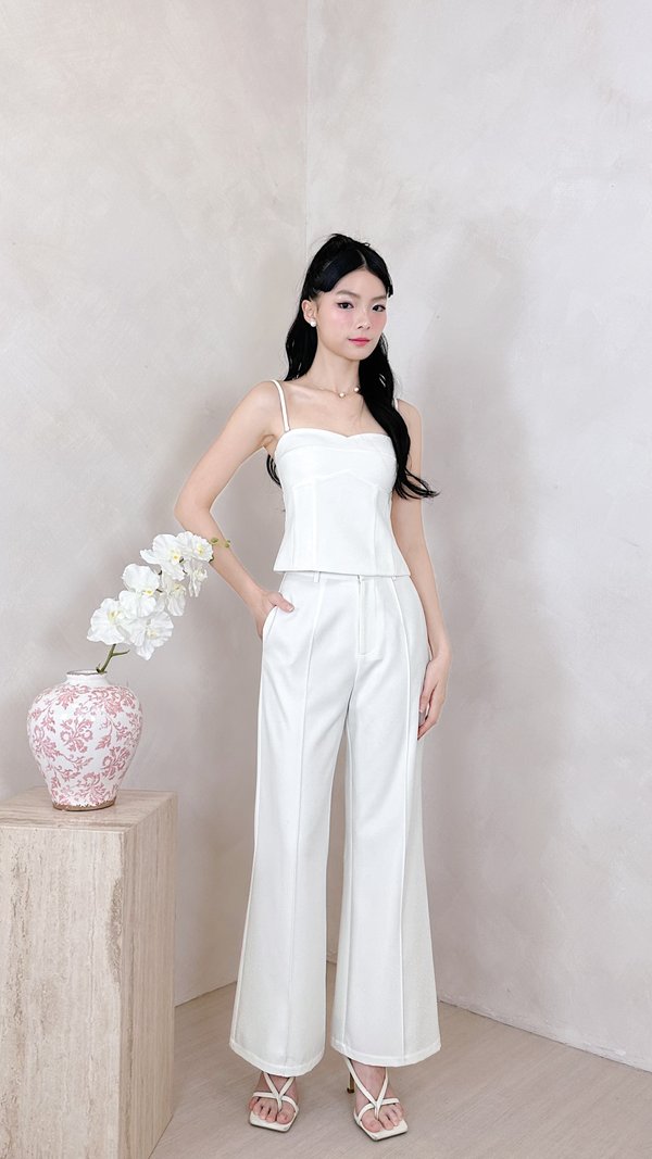 PX3642 Hanna Clasp Straight Leg Pants in White