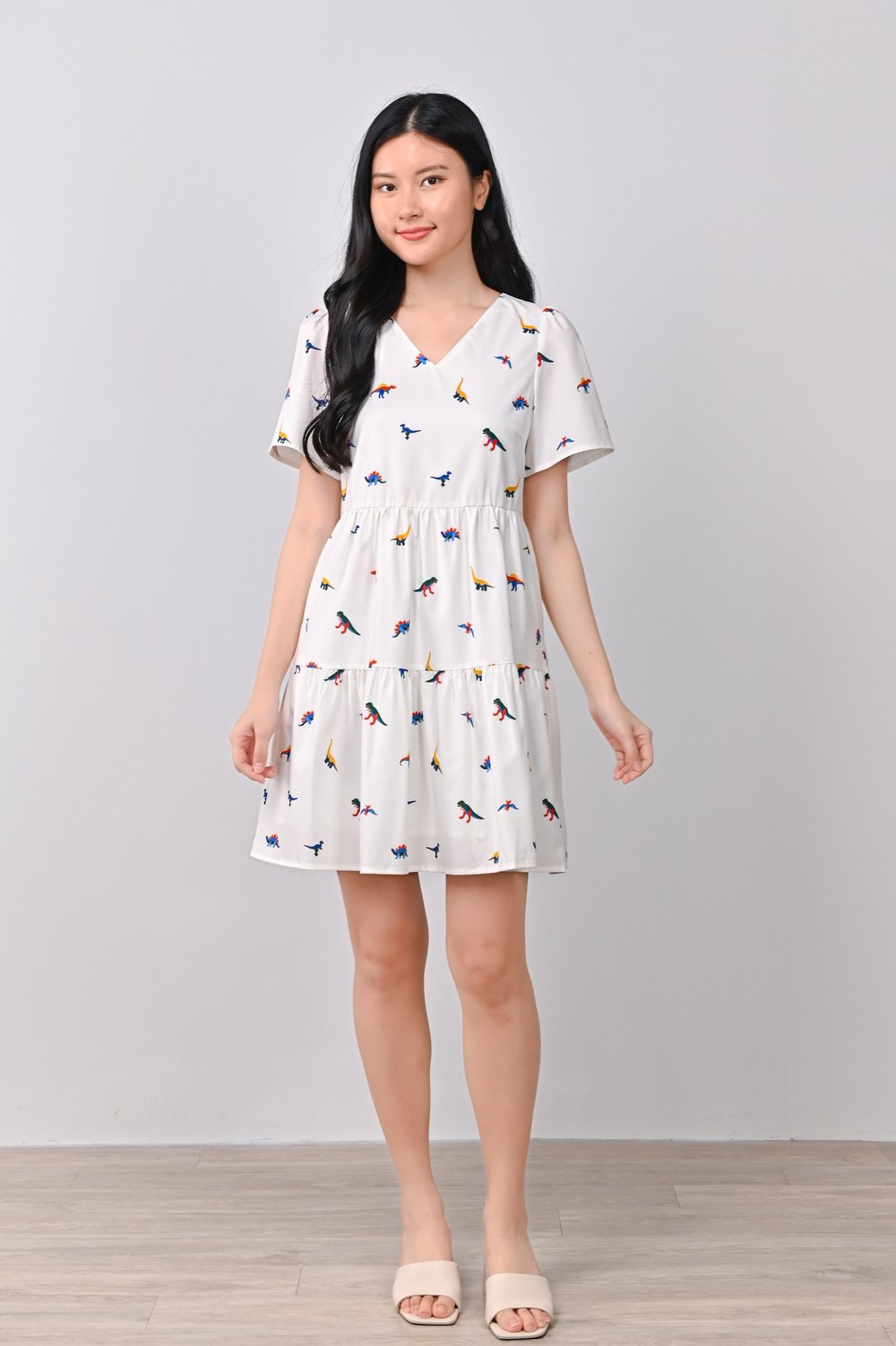 DINO PRINTED BABYDOLL DRESS IN WHITE DINO PRINTED BABYDOLL DRESS IN WHITE