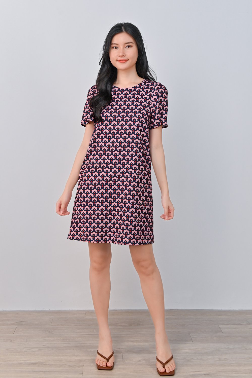 TRUMPET FLORAL PINK SLEEVED SHIFT DRESS