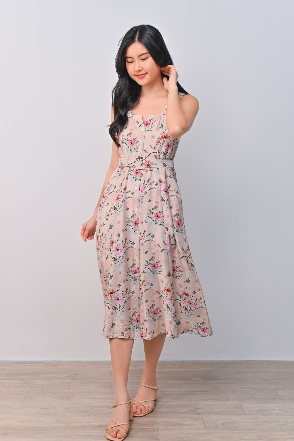 ELLA FLORAL BUTTON DRESS IN PINK