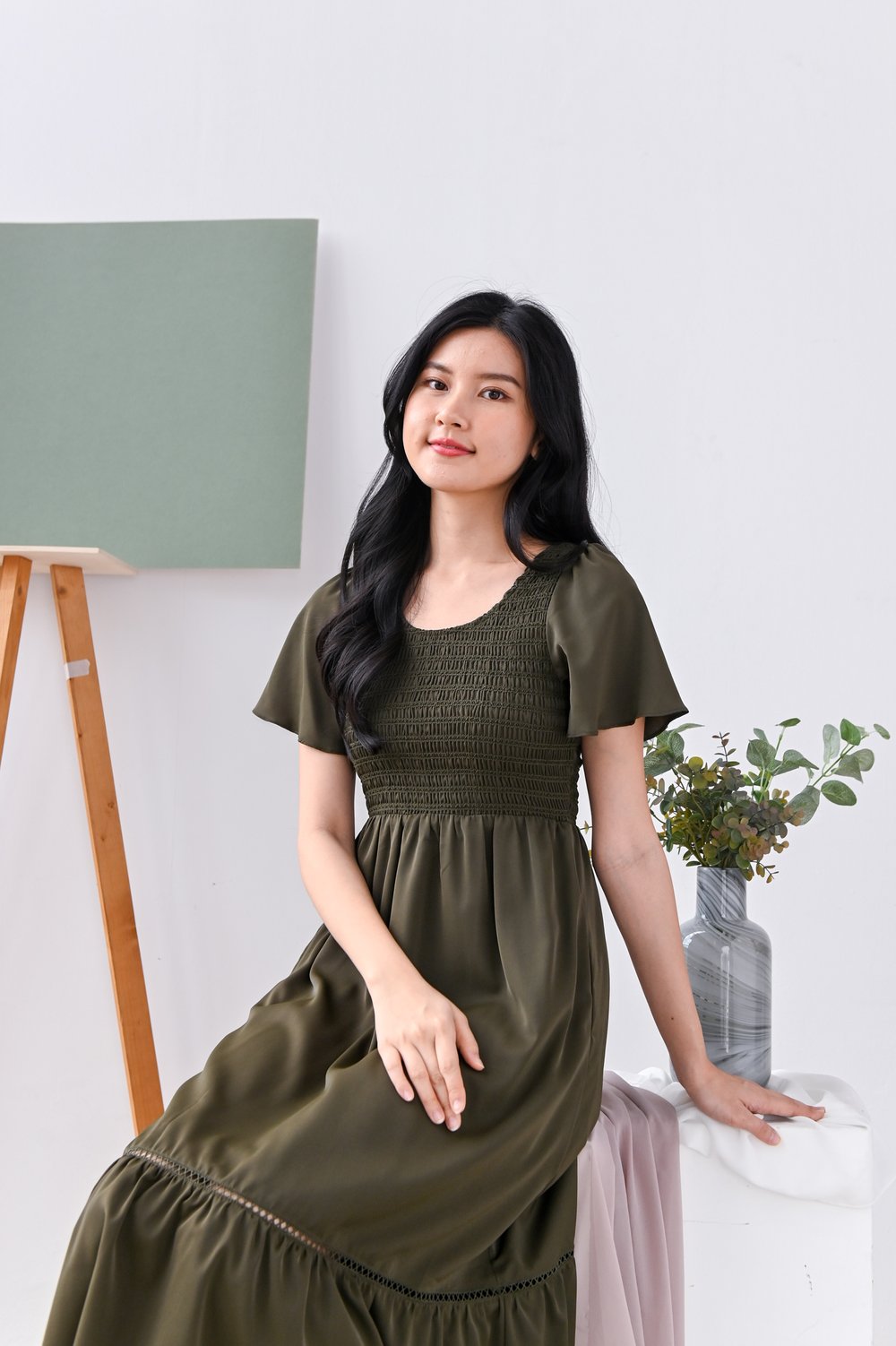 LINNEA TWO-WAY SMOCKED DRESS IN OLIVE LINNEA TWO-WAY SMOCKED DRESS IN OLIVE