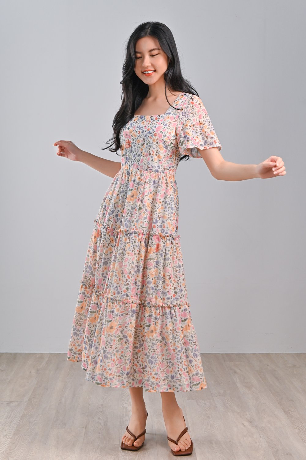 DARIE EYELET FLORAL SLEEVED TIERED DRESS DARIE EYELET FLORAL SLEEVED TIERED DRESS