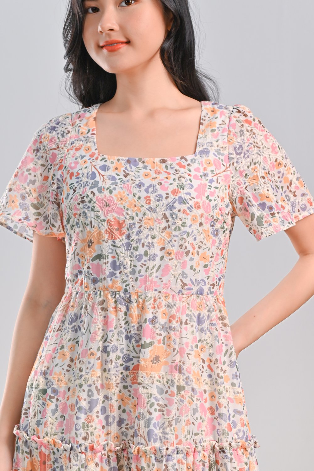 DARIE EYELET FLORAL SLEEVED TIERED DRESS DARIE EYELET FLORAL SLEEVED TIERED DRESS