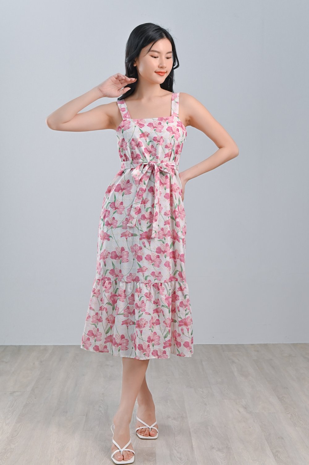 LYPPIE THICK-STRAP DROPWAIST DRESS IN PINK