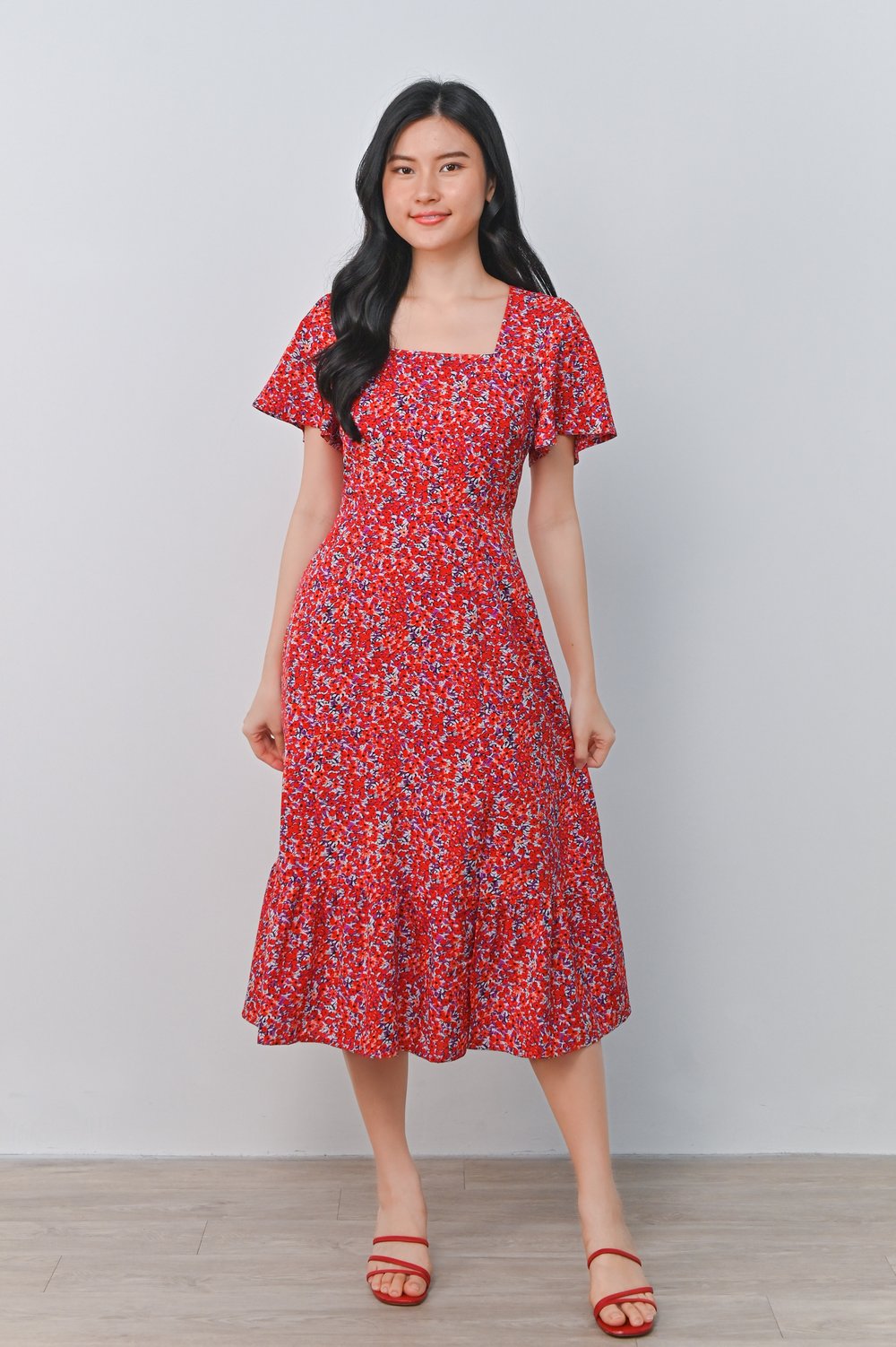 LUYEEN RED FLORAL SLEEVED DRESS LUYEEN RED FLORAL SLEEVED DRESS