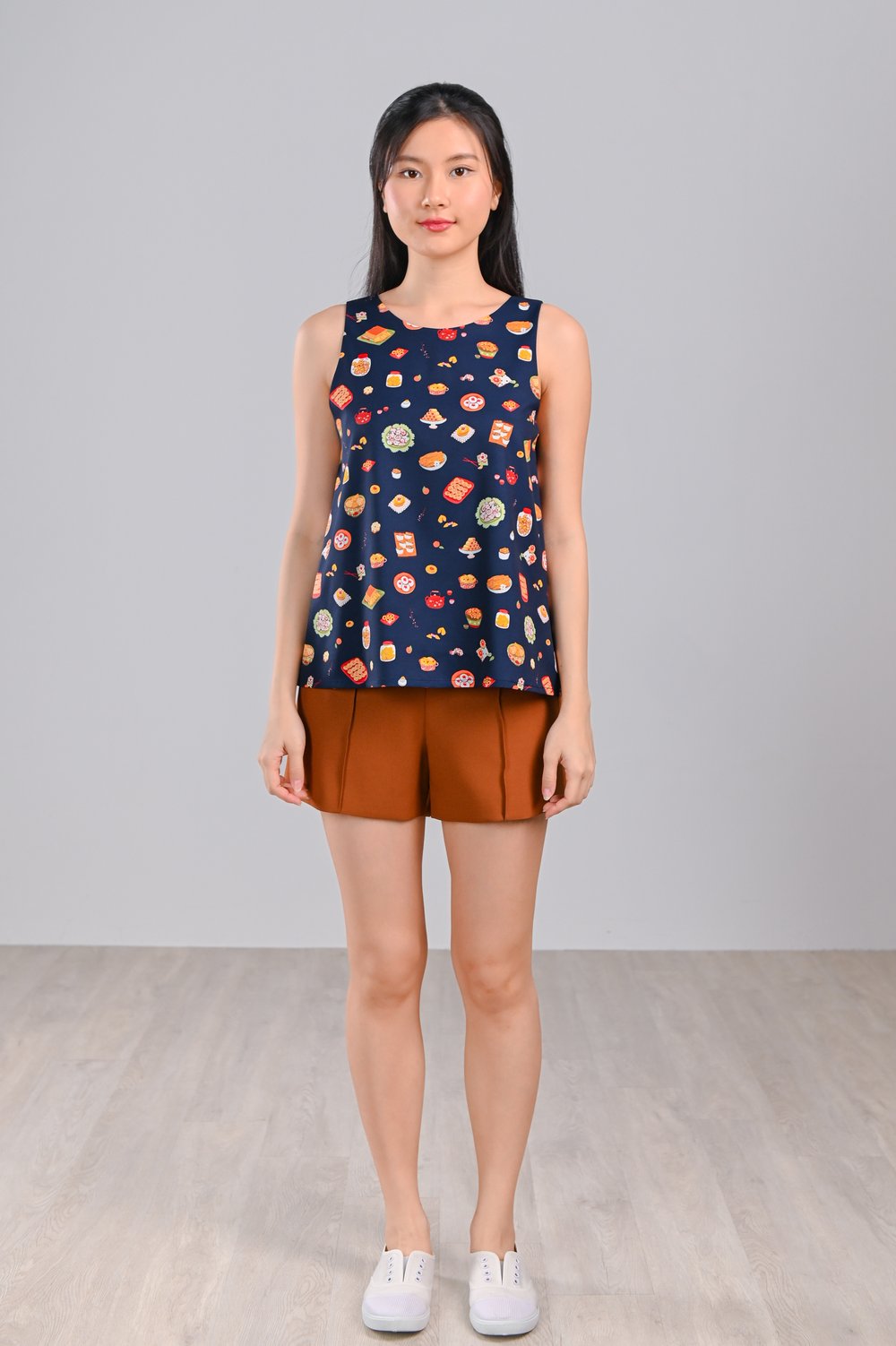 CNY SNACKS NAVY TWO-WAY TOP CNY SNACKS NAVY TWO-WAY TOP