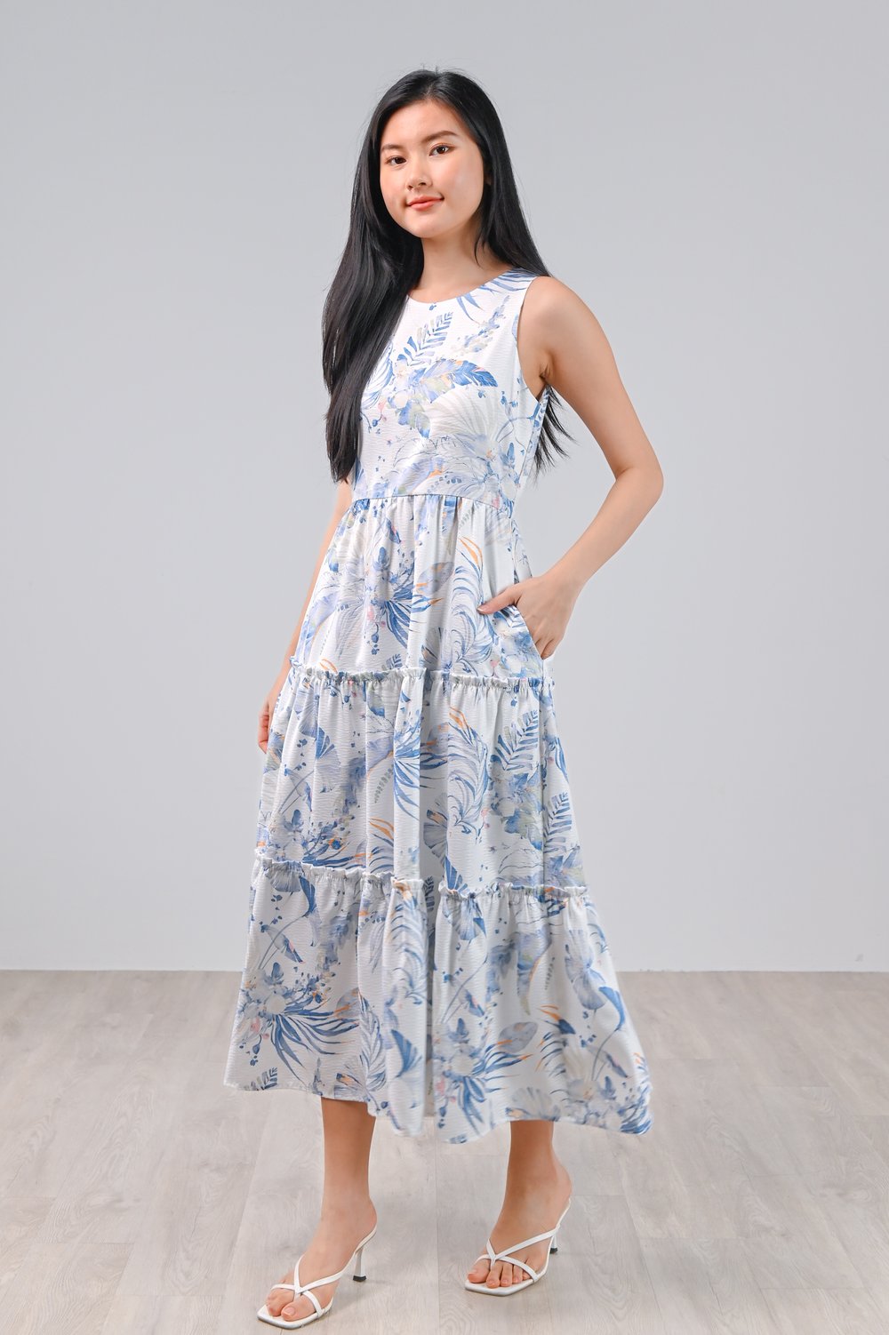 BLUE VALENTINE RUFFLE TIERED MIDAXI BLUE VALENTINE RUFFLE TIERED MIDAXI