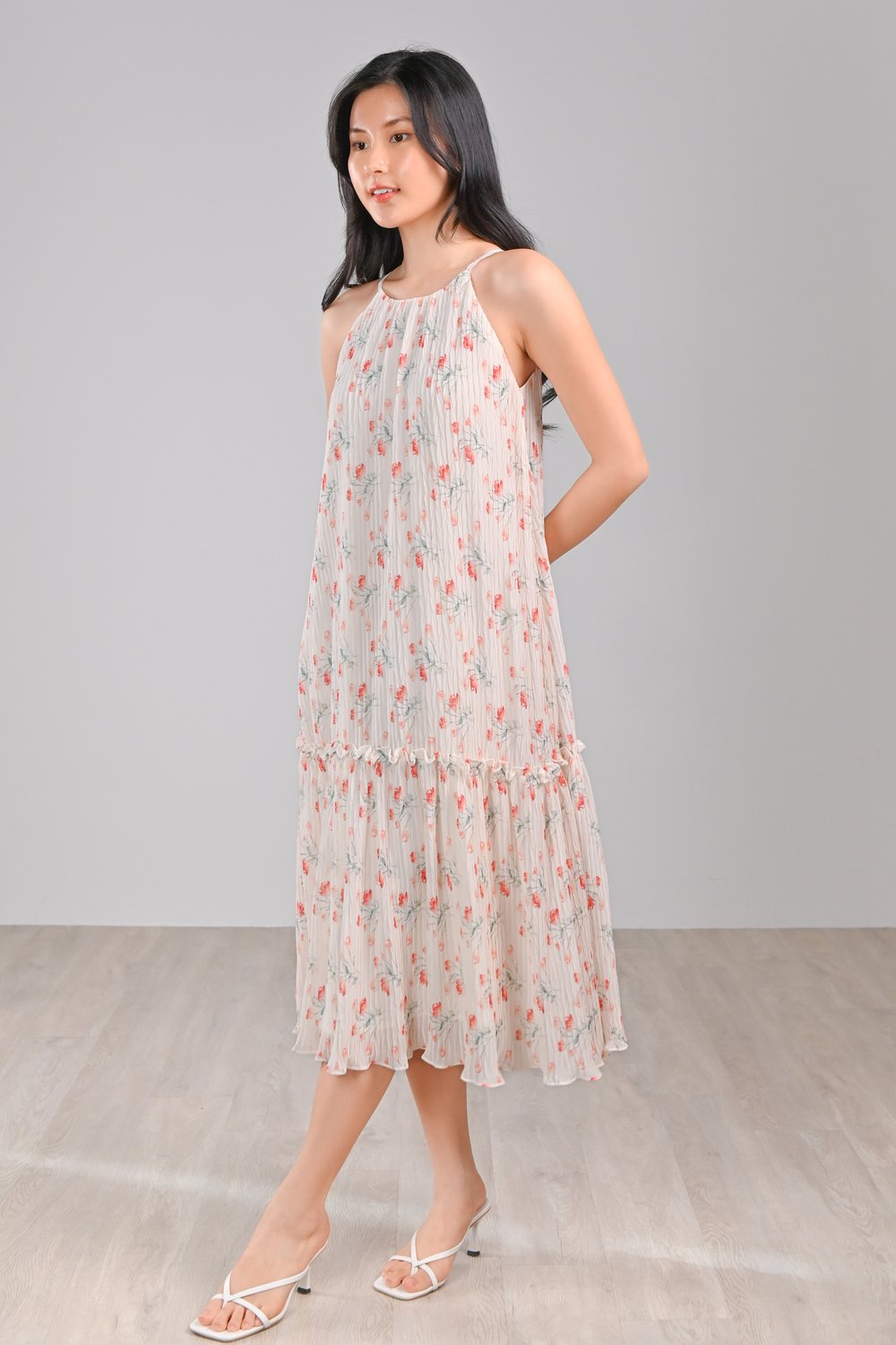 INGER RED FLORAL CUT-IN DRESS