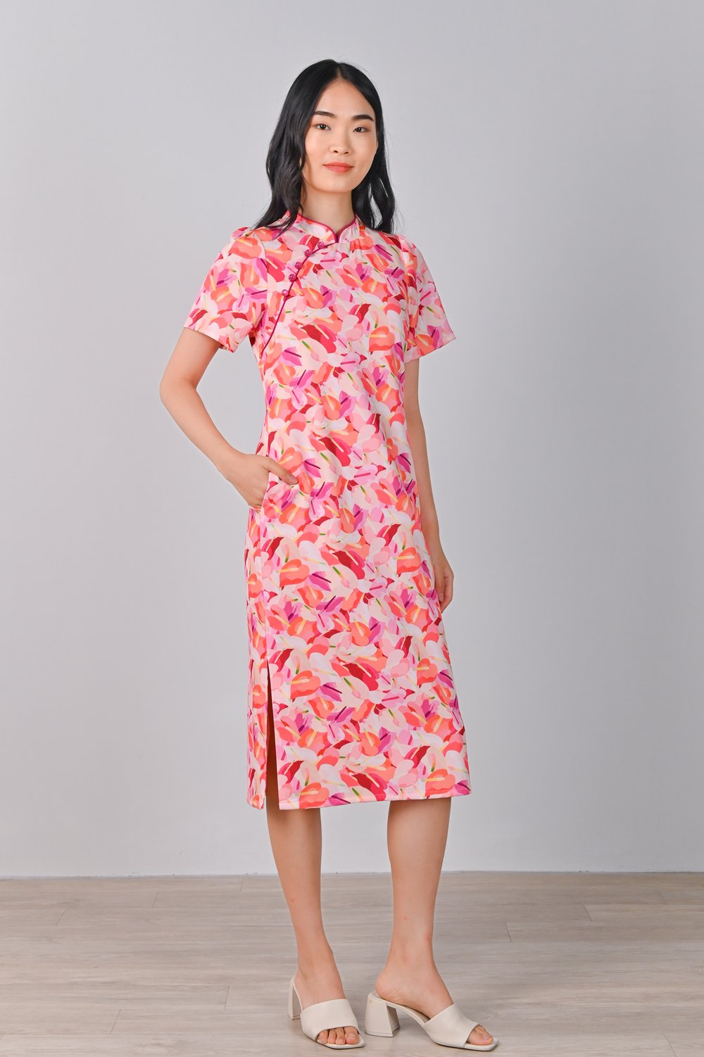 LACELEAF SLEEVED PENCIL CHEONGSAM