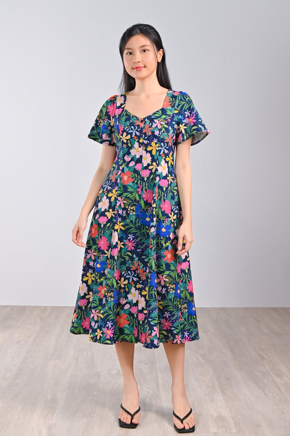 POSEY NAVY FLORAL SLEEVED BUTTON DRESS POSEY NAVY FLORAL SLEEVED BUTTON DRESS