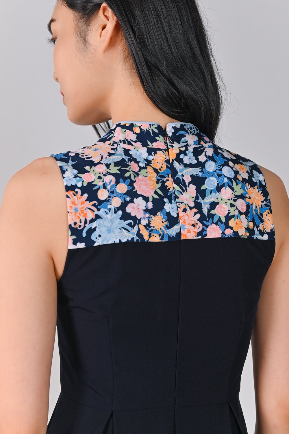 FANFAN NAVY PRINT BLOCK CHEONGSAM FANFAN NAVY PRINT BLOCK CHEONGSAM