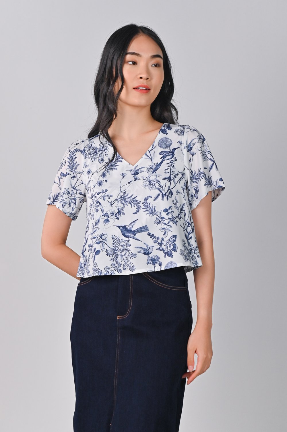 NAVY HUMMINGBIRD SLEEVED LAYERED TOP NAVY HUMMINGBIRD SLEEVED LAYERED TOP