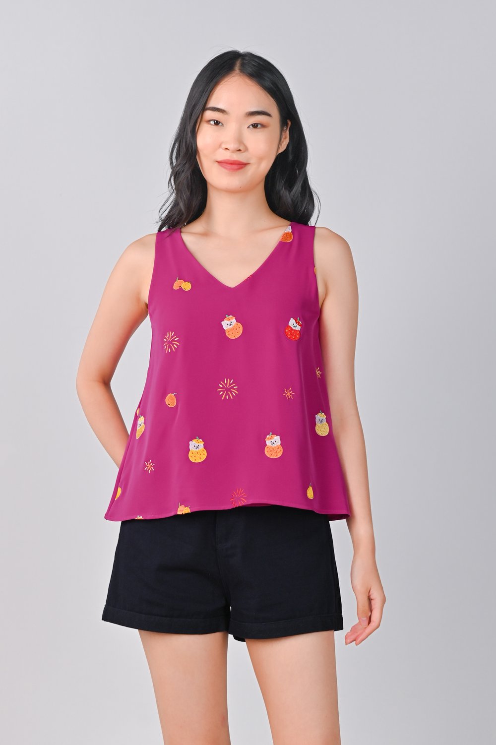 MAGENTA FORTUNE CAT EMB. TWO-WAY TOP MAGENTA FORTUNE CAT EMB. TWO-WAY TOP