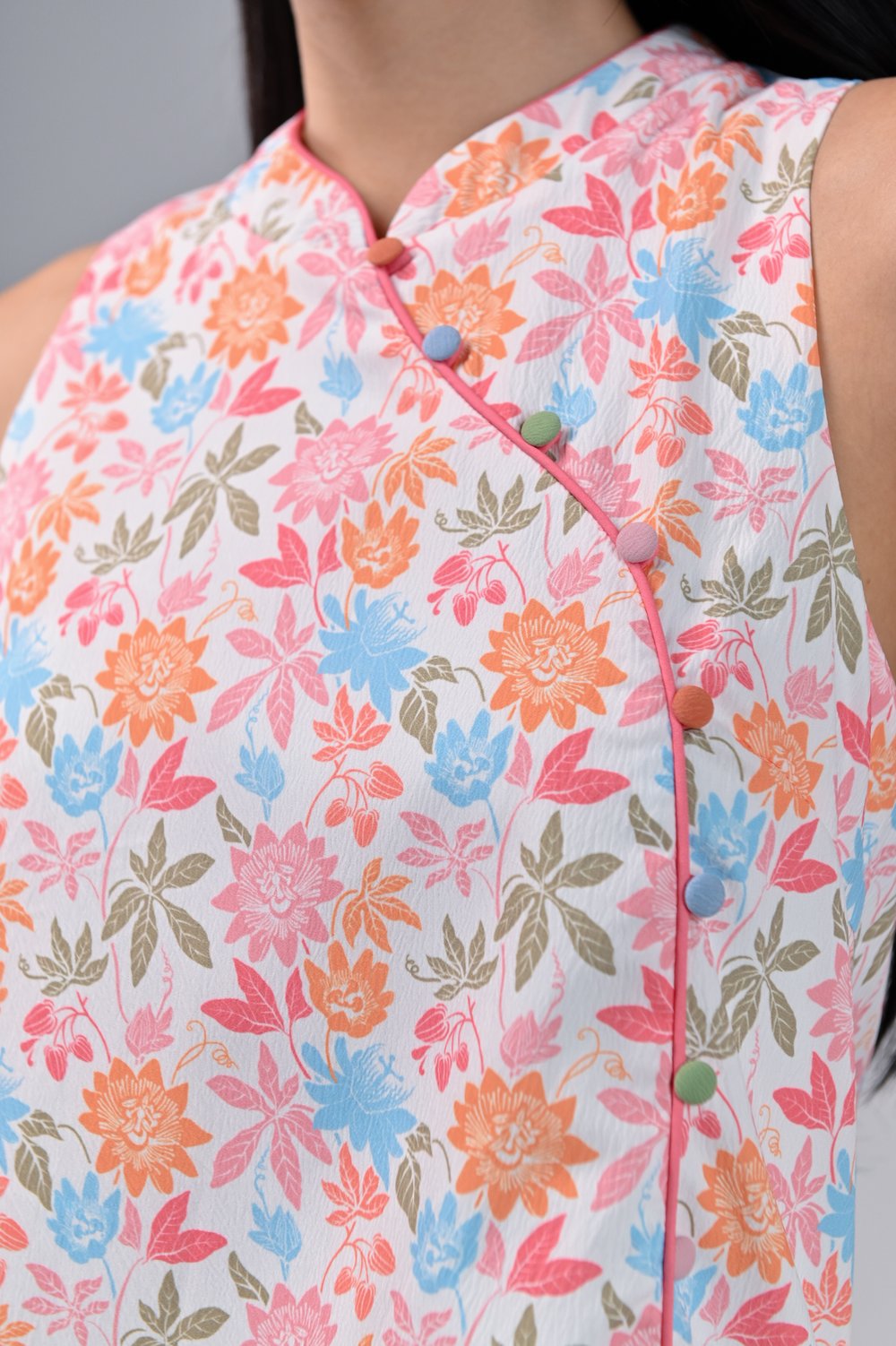 CAMY RAINBOW SLEEVELESS CHEONGSAM TOP CAMY RAINBOW SLEEVELESS CHEONGSAM TOP