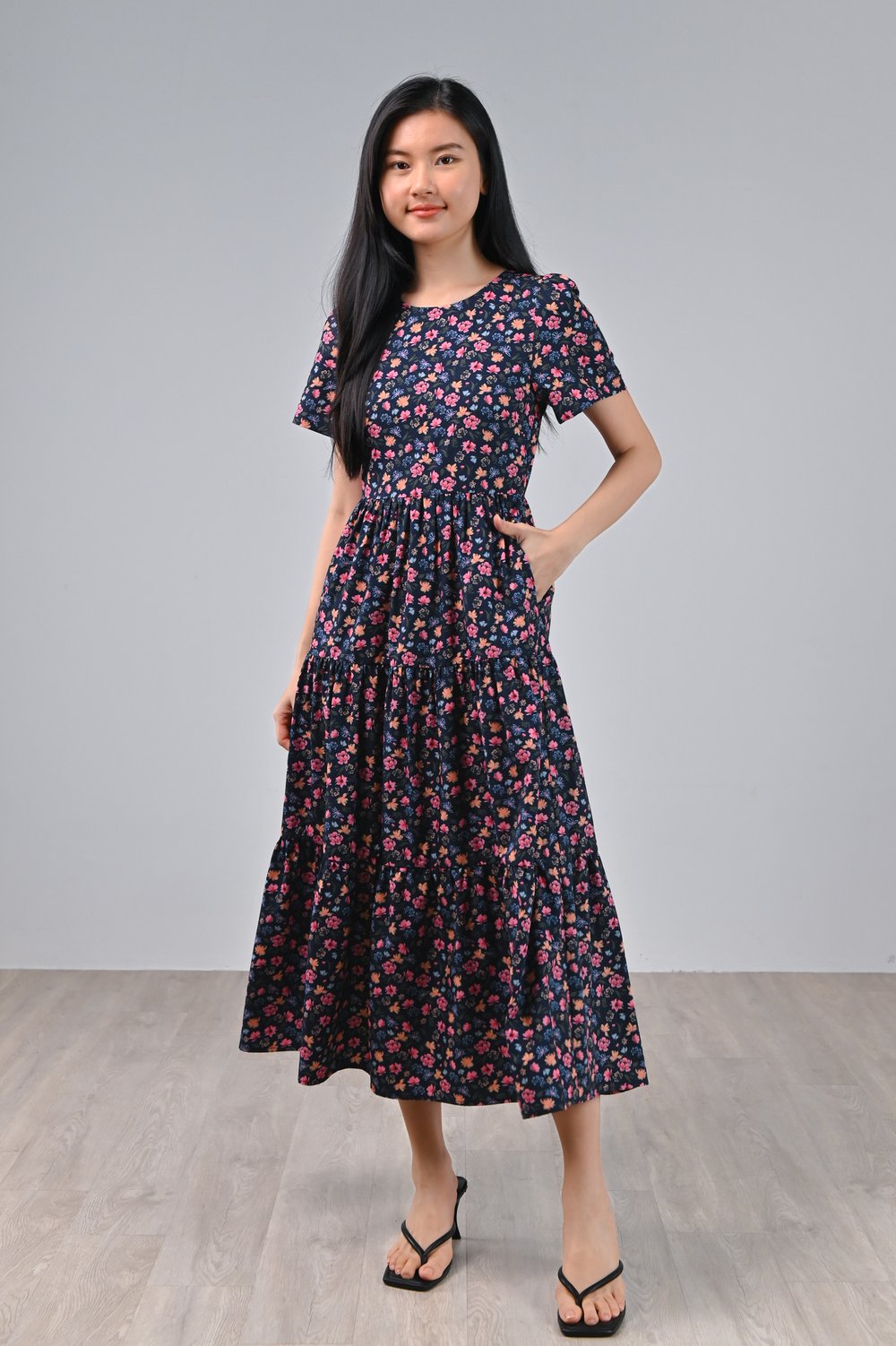 NIGHT GARDEN ROUND-NECK TIERED MIDAXI NIGHT GARDEN ROUND-NECK TIERED MIDAXI