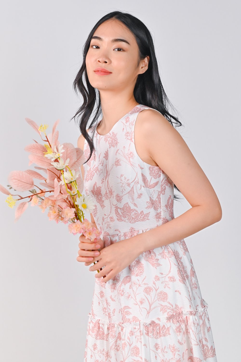 BREXIE SLEEVELESS TIERED MIDAXI DRESS IN PINK BREXIE SLEEVELESS TIERED MIDAXI DRESS IN PINK