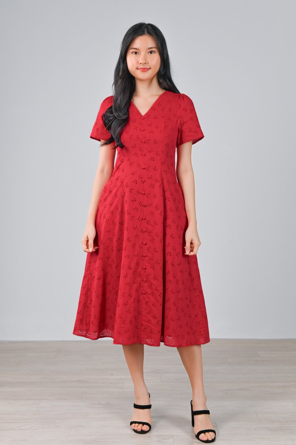 LUNARIA EYELET SLEEVED BUTTON DRESS IN RED LUNARIA EYELET SLEEVED BUTTON DRESS IN RED
