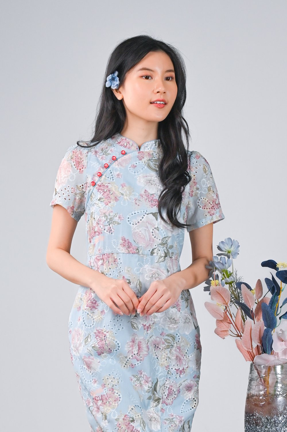 BRETTA BLUE FLORAL EYELET SLEEVED CHEONGSAM