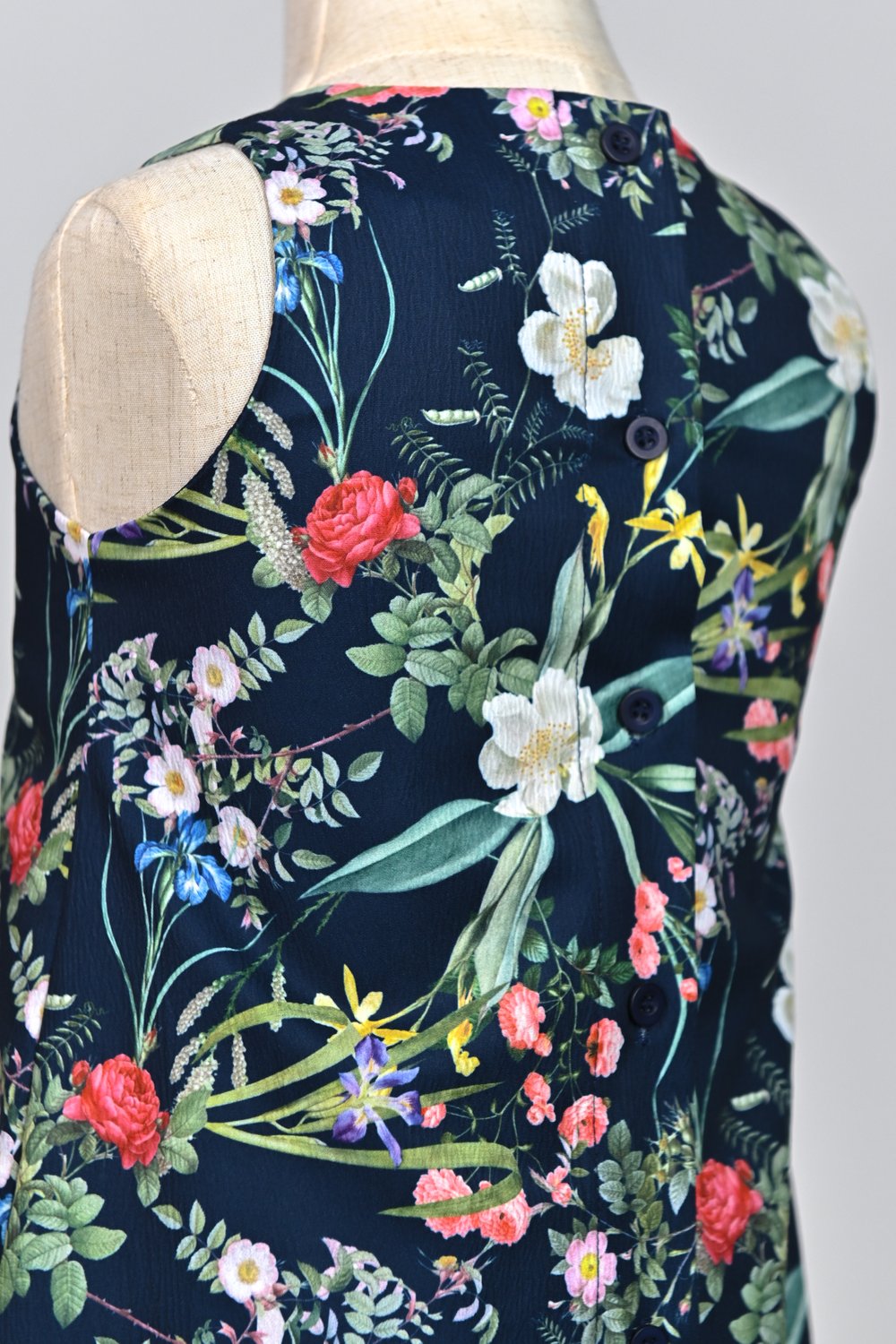 NAVY LUSH FLORALS KIDS’ DRESS NAVY LUSH FLORALS KIDS’ DRESS