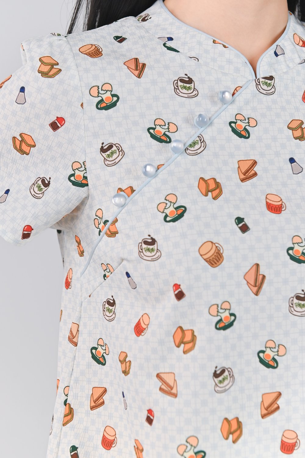 SUNDAY BREAKFAST SLEEVED CHEONGSAM TOP