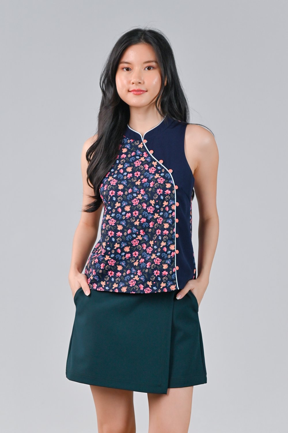 NIGHT GARDEN CHEONGSAM TOP NIGHT GARDEN CHEONGSAM TOP