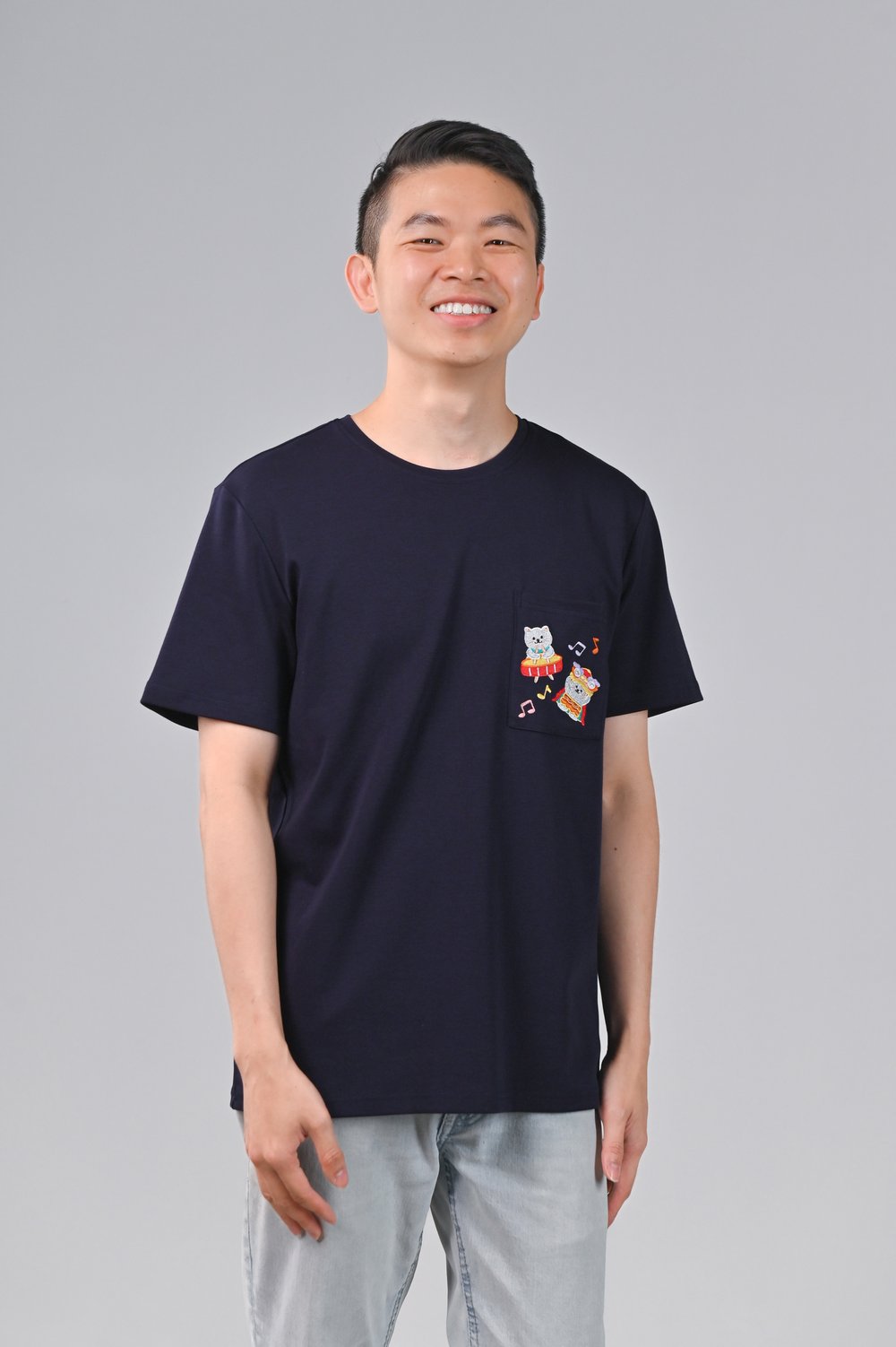 FESTIVE FORTUNE CAT NAVY EMB. UNISEX TEE FESTIVE FORTUNE CAT NAVY EMB. UNISEX TEE