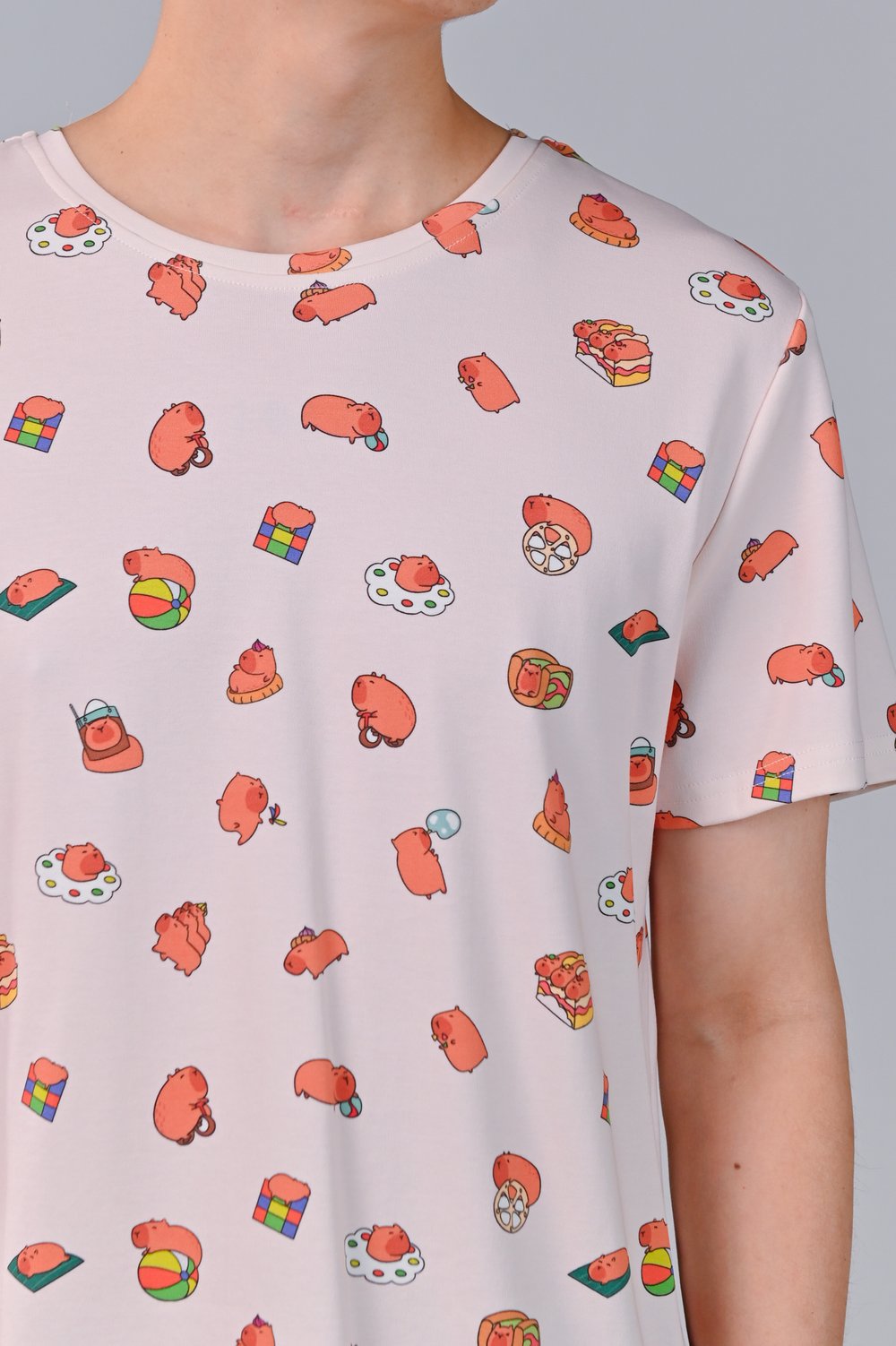 CUTE CAPYBARA PRINTED UNISEX TEE