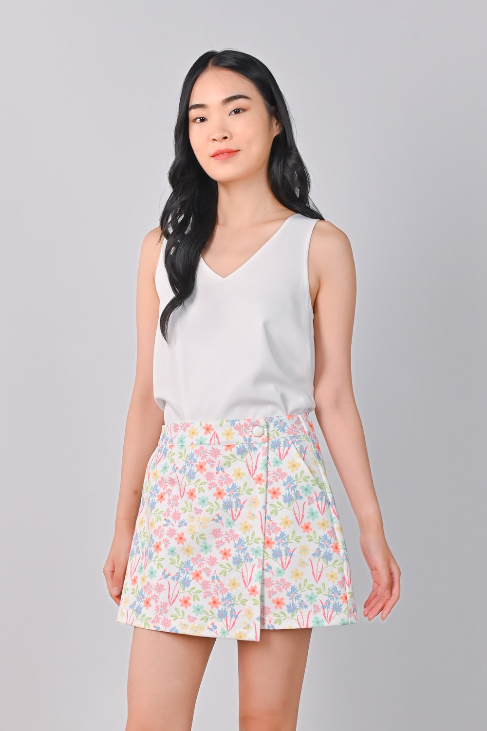 HARU FLORALS ELASTIC-BACK SKORTS HARU FLORALS ELASTIC-BACK SKORTS