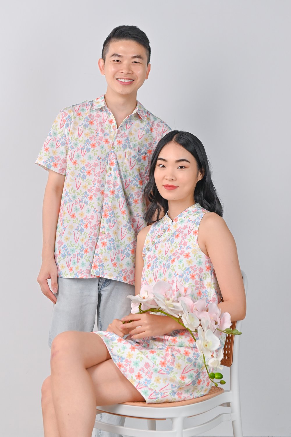 HARU FLORALS SLEEVELESS CHEONGSAM HARU FLORALS SLEEVELESS CHEONGSAM
