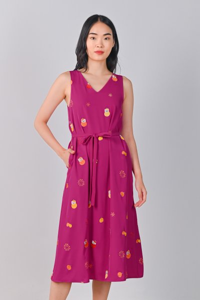 MAGENTA FORTUNE CAT EMB. TWO-WAY MIDI DRESS