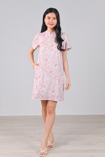 PINK FEATHERED TALES SLEEVED CHEONGSAM