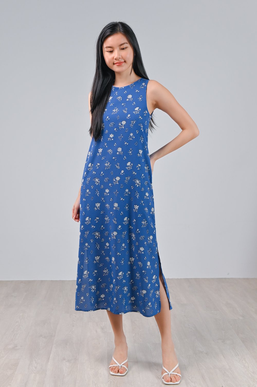 COLLYN BLUE FLORAL SIDE-SLIT MIDI DRESS