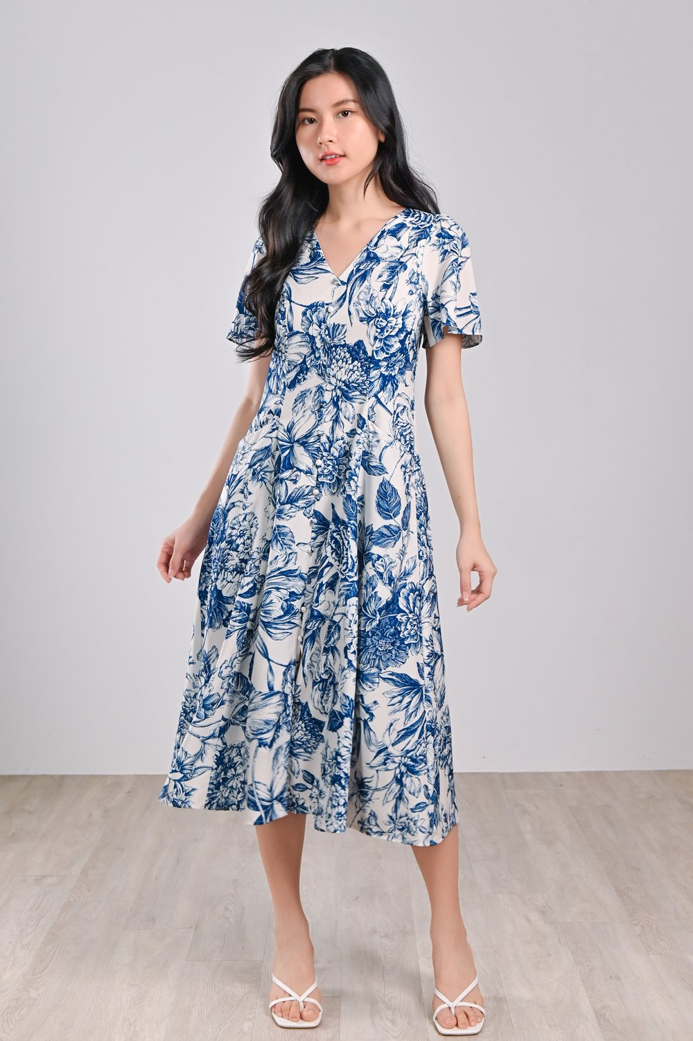 ERLA BLUE TOILE SLEEVED BUTTON DRESS ERLA BLUE TOILE SLEEVED BUTTON DRESS