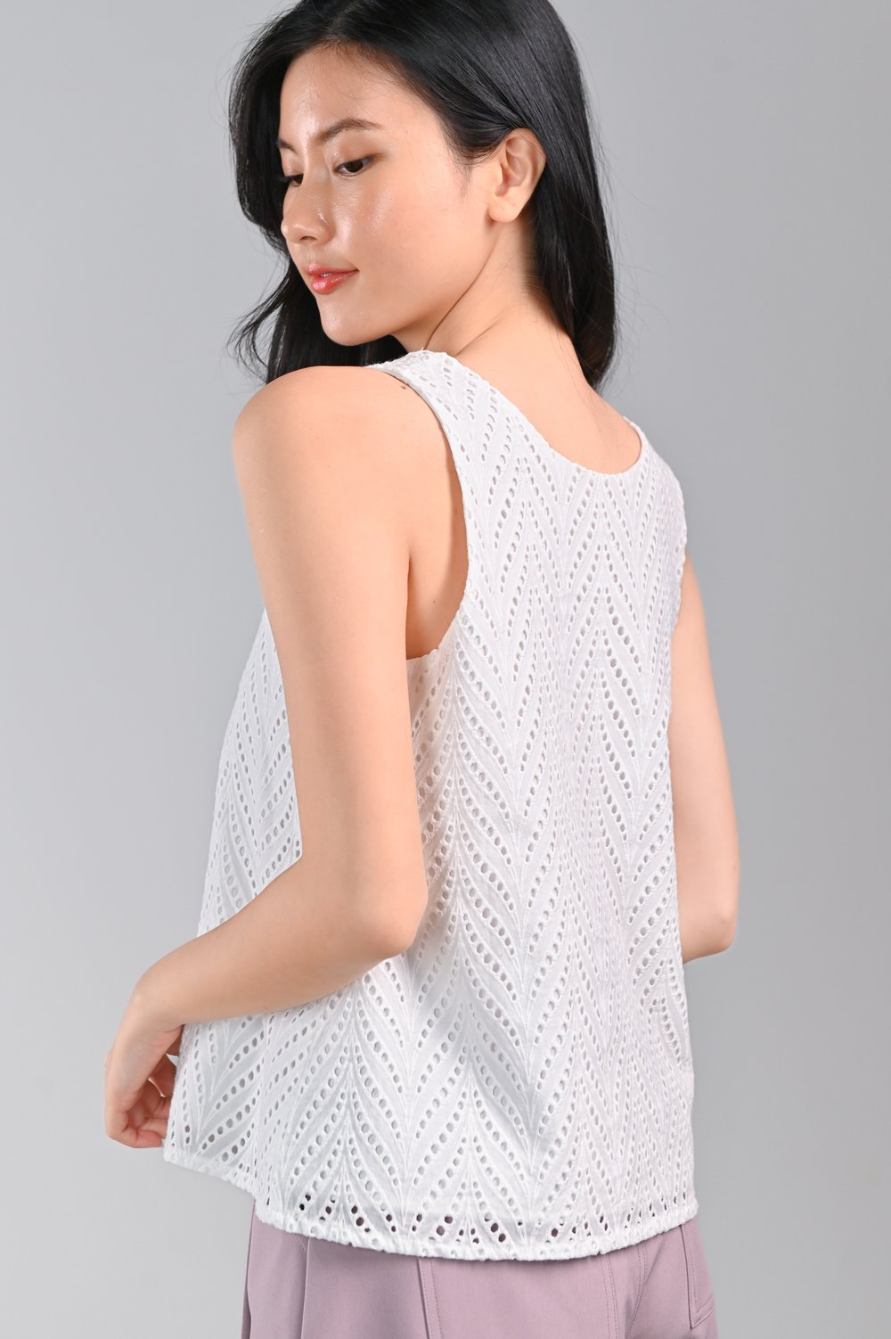 CATHIE EYELET TWO-WAY TOP IN OFF-WHITE CATHIE EYELET TWO-WAY TOP IN OFF-WHITE
