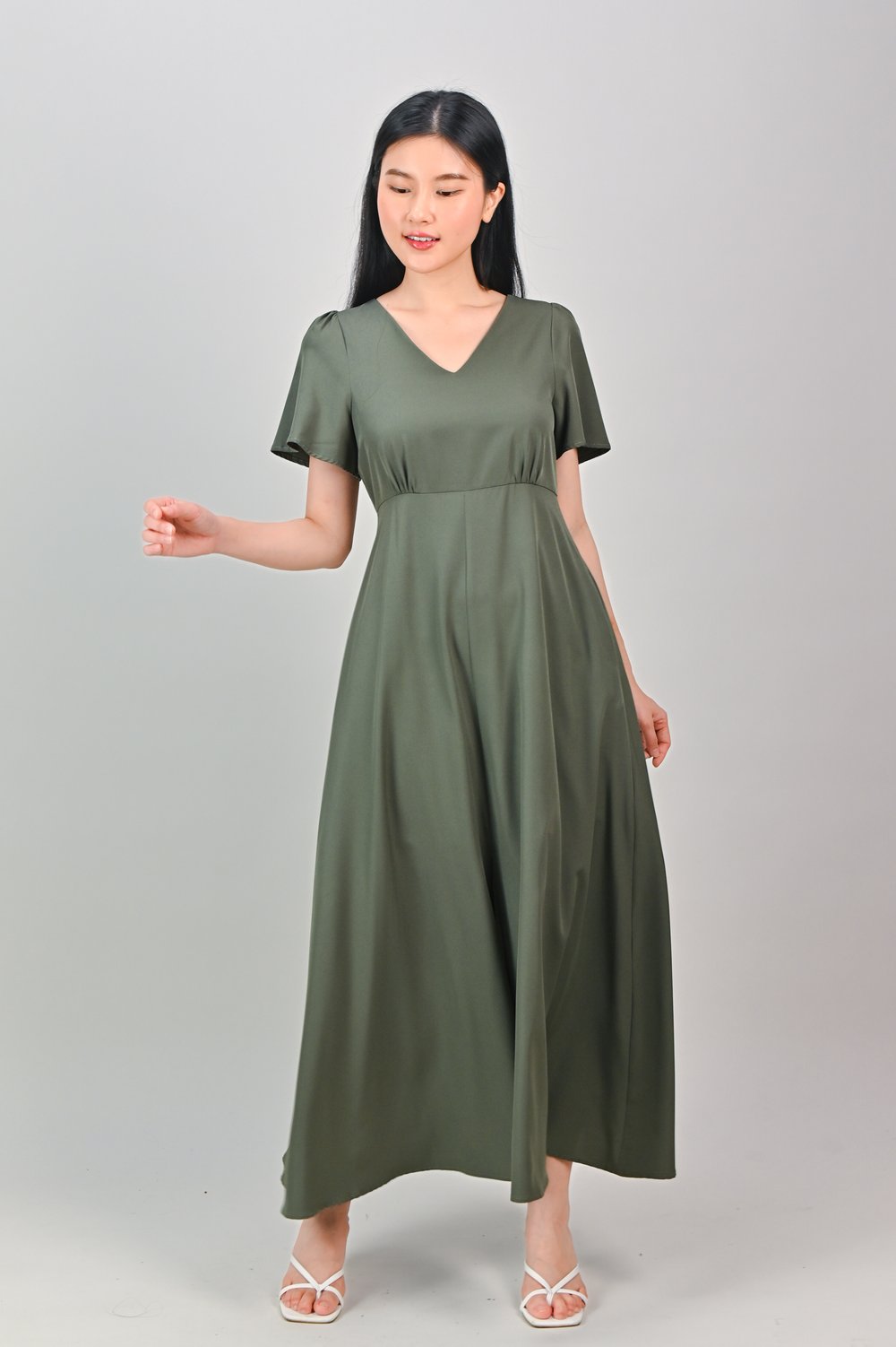 OONA CENTRE-SLIT MAXI DRESS IN GREEN