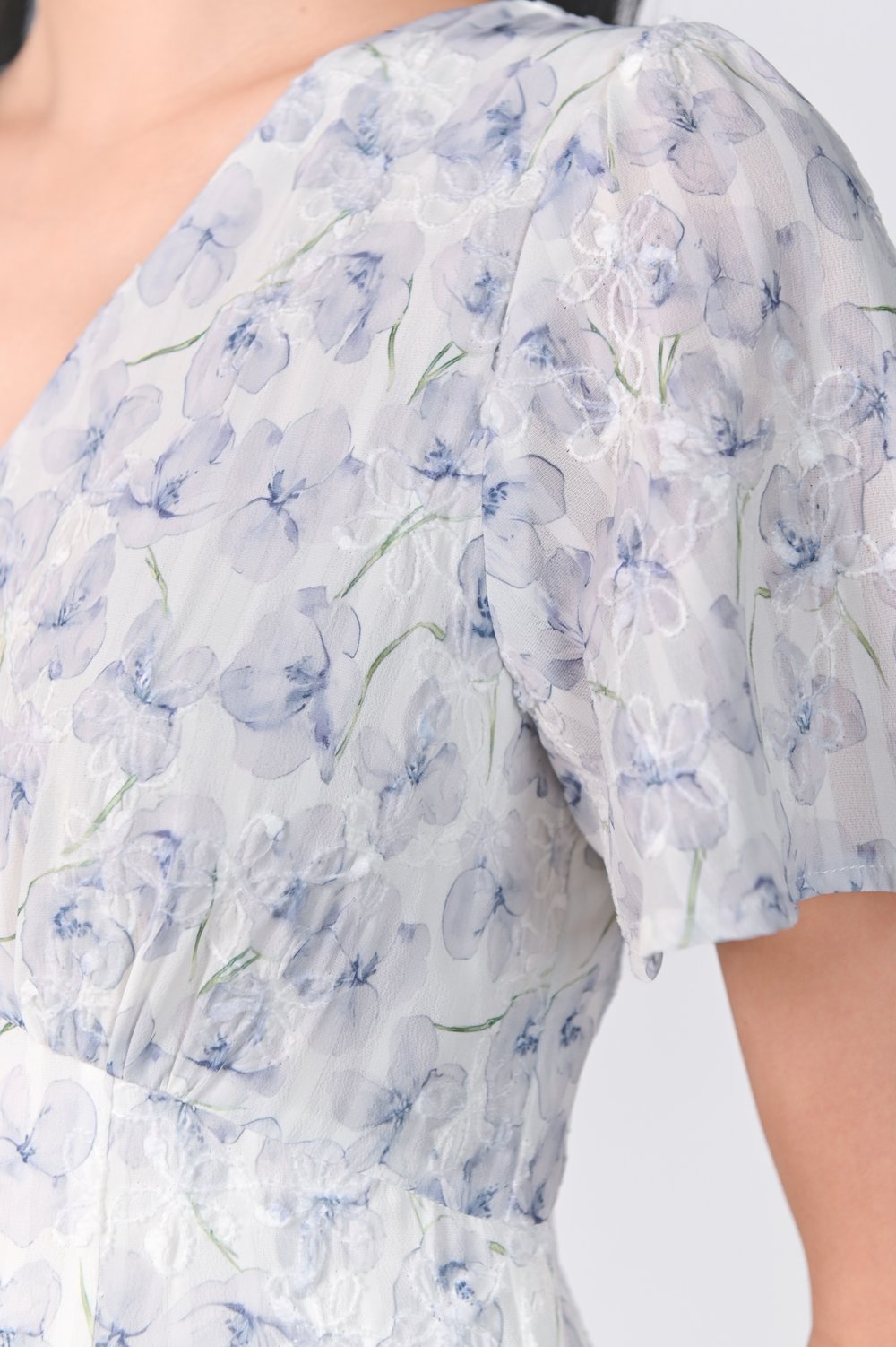 RASHA BLUE FLORAL SLEEVED MIDI DRESS