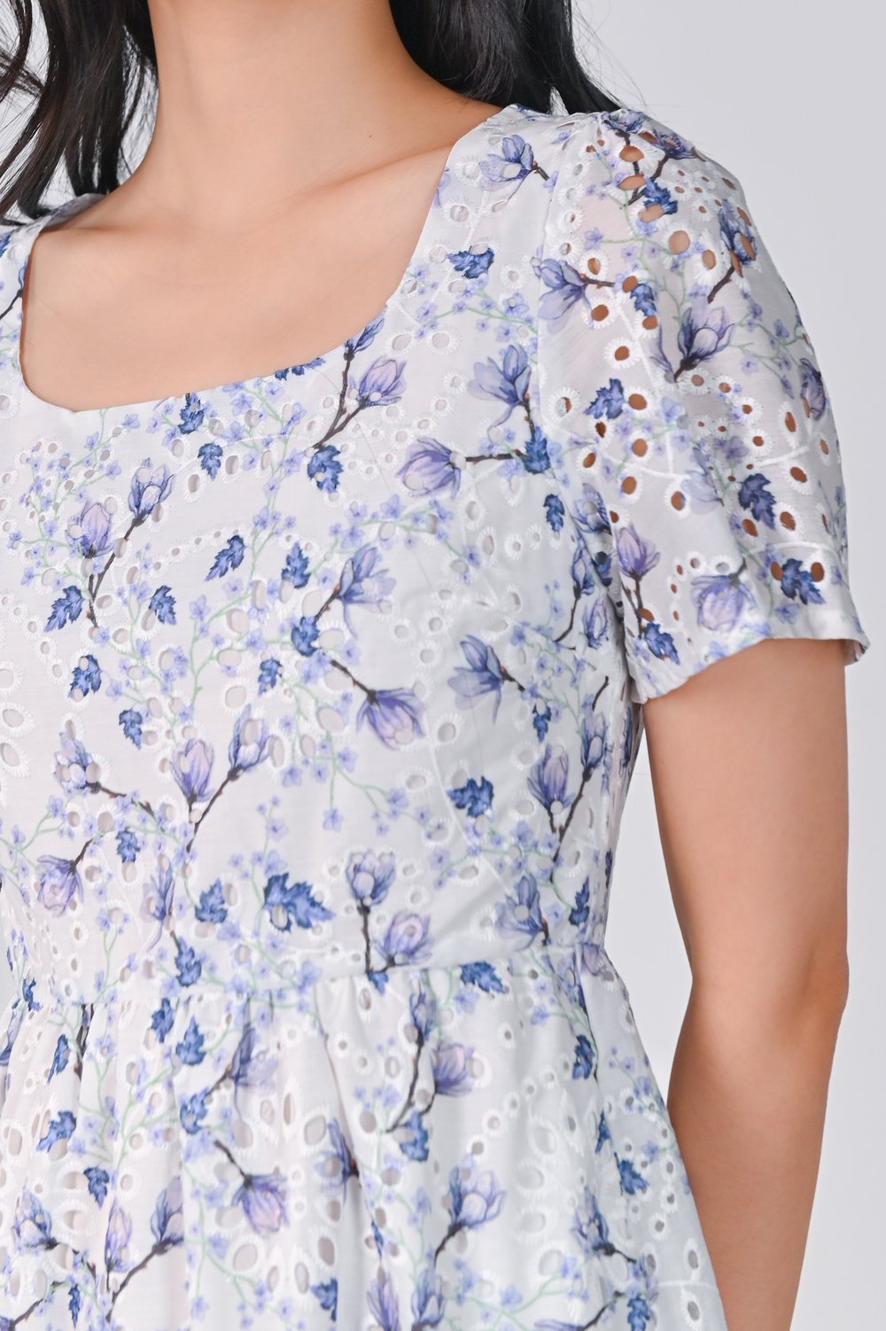 IMARAN FLORAL EYELET SLEEVED MIDI DRESS IMARAN FLORAL EYELET SLEEVED MIDI DRESS