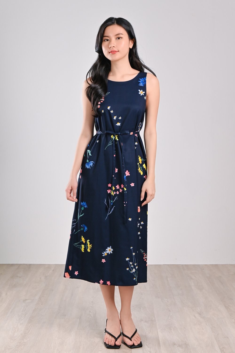Camilla Two-Tone Midi Dress in Powder / Navy