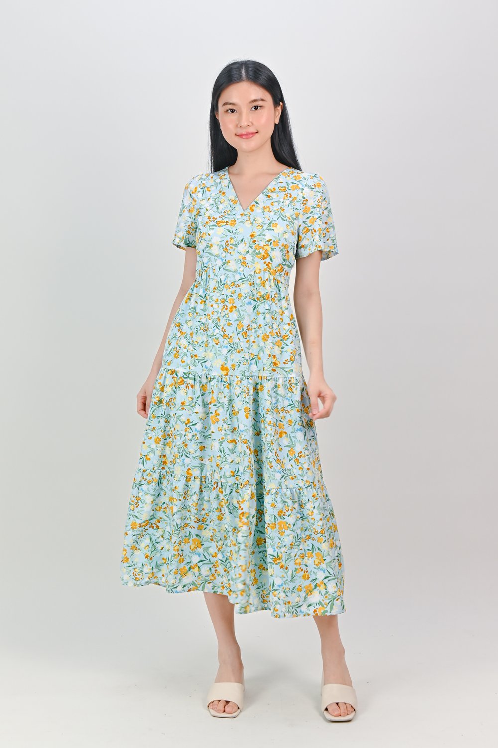 JOPLIN FLORAL SLEEVED TIERED MIDAXI IN BLUE JOPLIN FLORAL SLEEVED TIERED MIDAXI IN BLUE