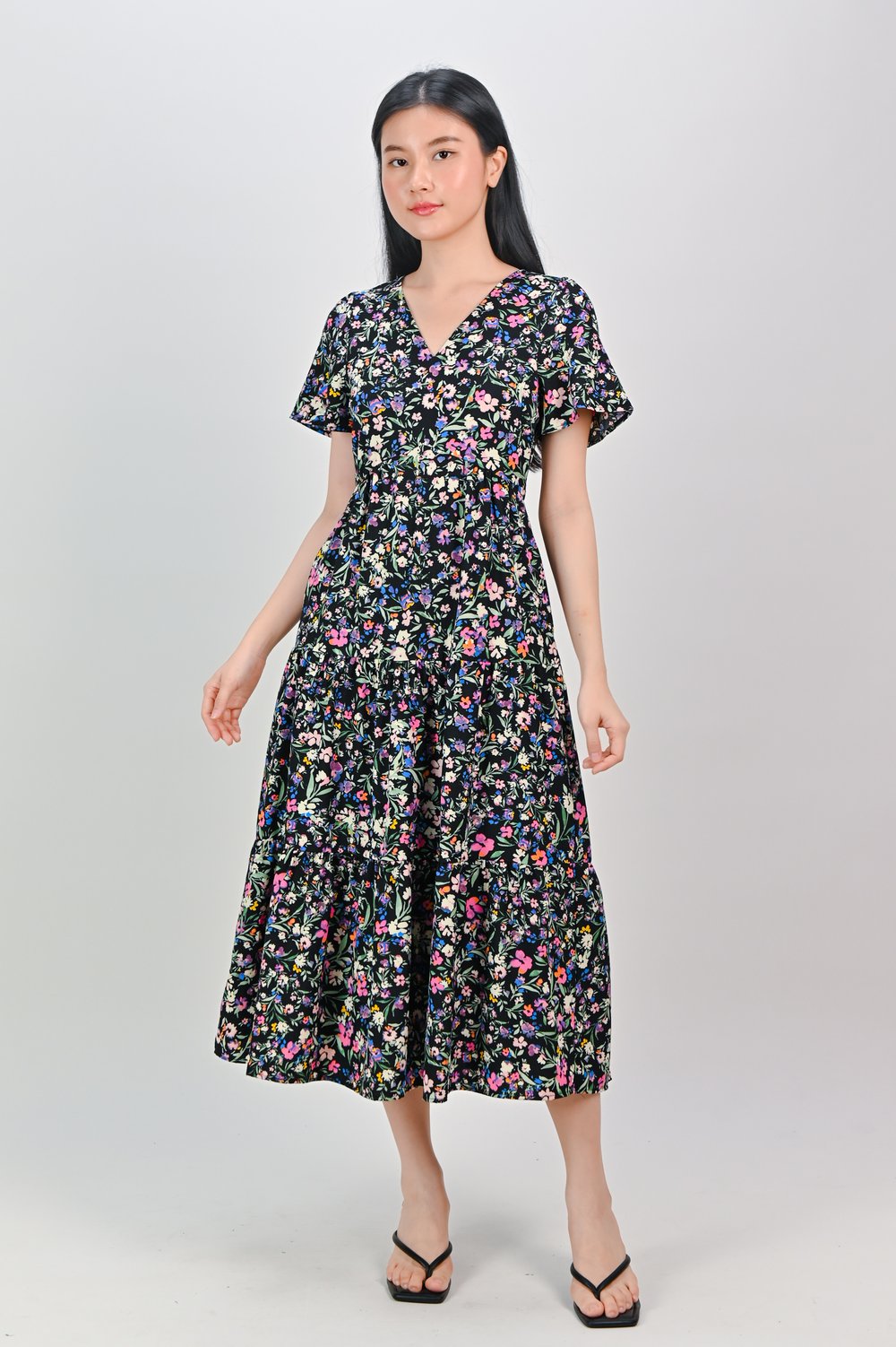 JOPLIN FLORAL SLEEVED TIERED MIDAXI IN BLACK JOPLIN FLORAL SLEEVED TIERED MIDAXI IN BLACK