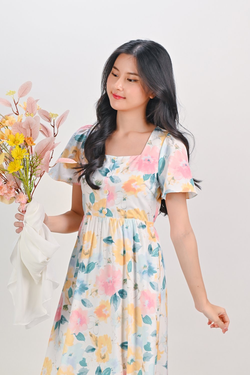 ELODIE FLORAL SQUARE-NECK BUTTON SLEEVED DRESS ELODIE FLORAL SQUARE-NECK BUTTON SLEEVED DRESS