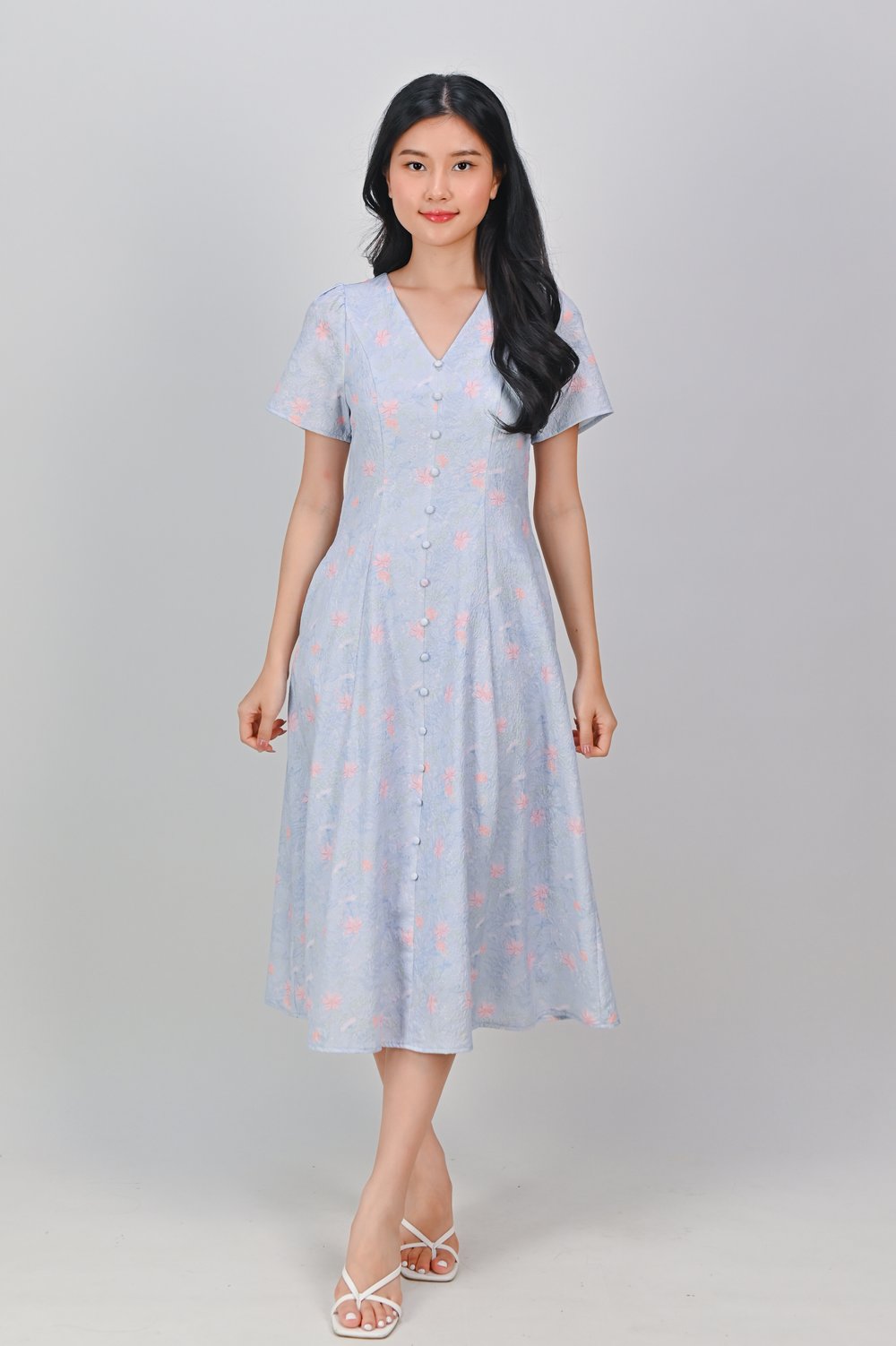 FLORAL PROVINCE BLUE SLEEVED BUTTON DRESS