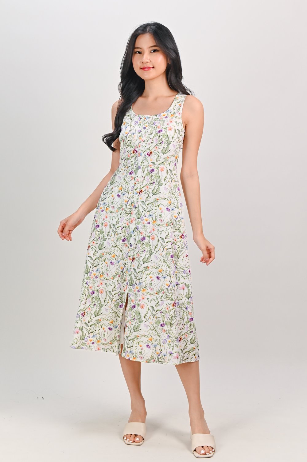 OLLIE’S GARDEN SCOOP-NECK SLEEVELESS DRESS IN WHITE