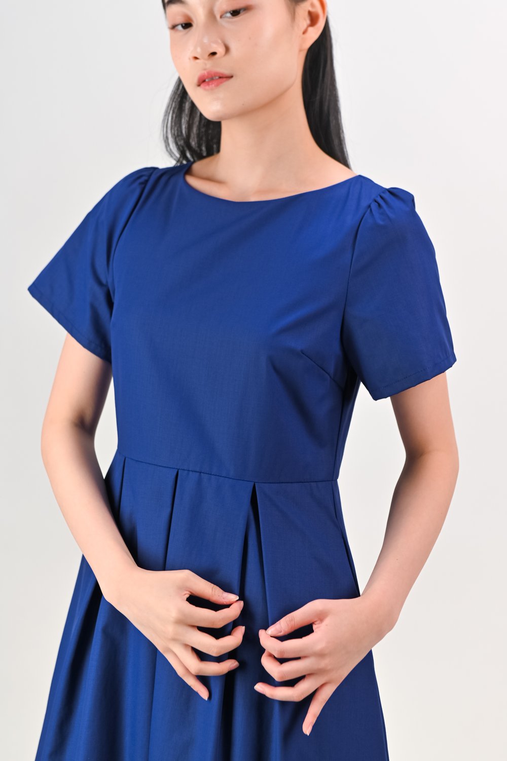 SALDANA SLEEVED BOX-PLEAT DRESS IN BLUE SALDANA SLEEVED BOX-PLEAT DRESS IN BLUE