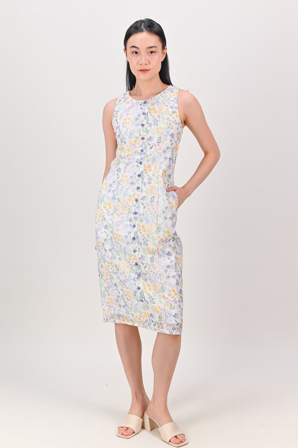 GARNETTE EYELET FLORAL SLEEVELESS PENCIL DRESS GARNETTE EYELET FLORAL SLEEVELESS PENCIL DRESS