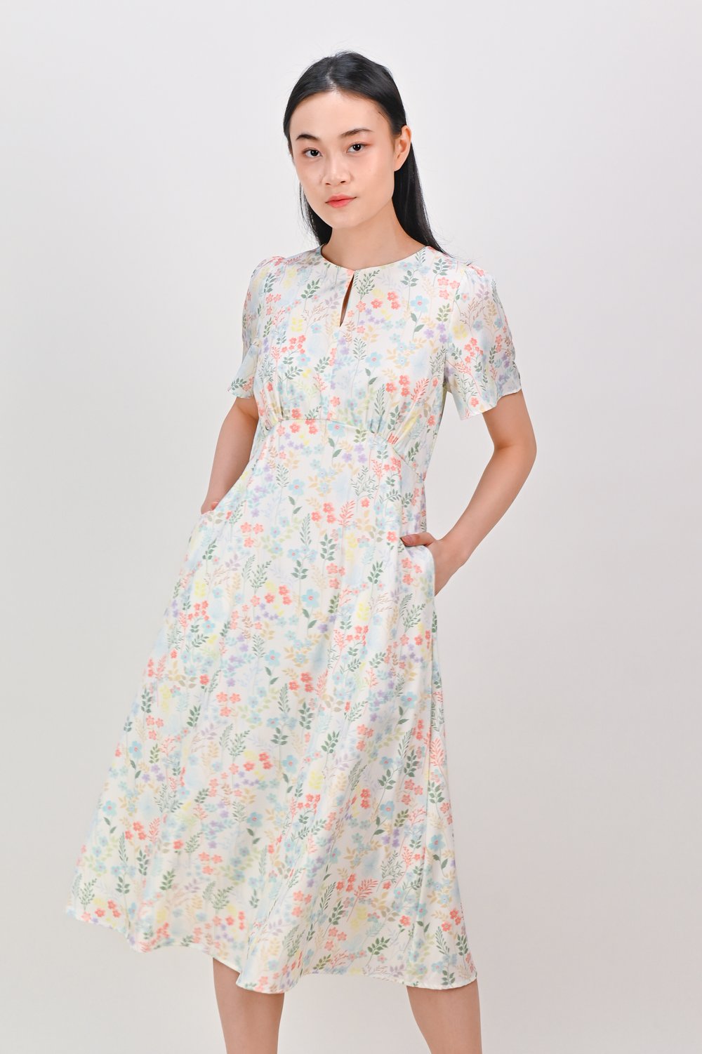 HYUN WHITE FLORAL KEYHOLE SLEEVED MIDI DRESS