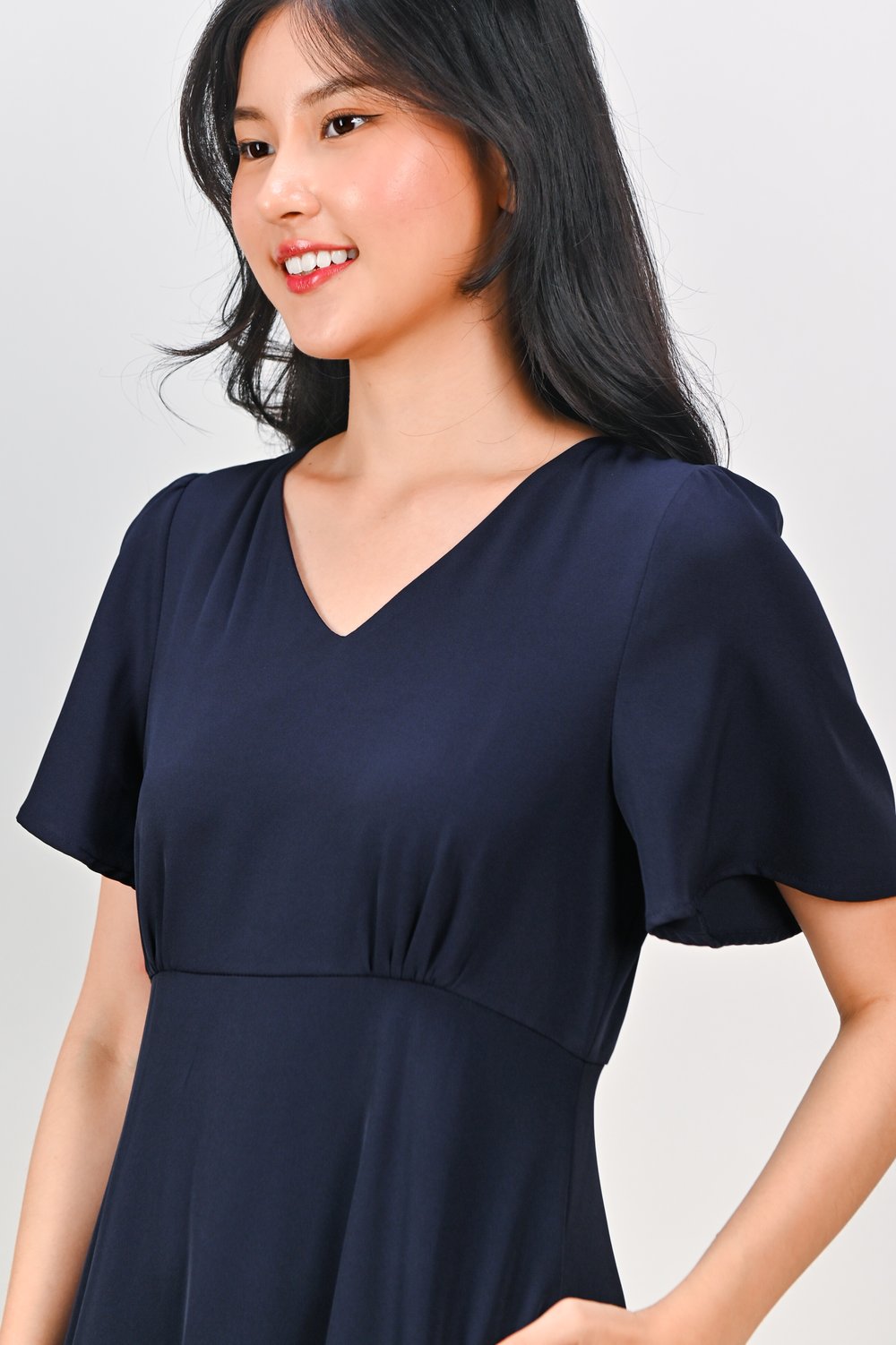 OLSEN SLEEVED V-NECK HIGH-WAIST DRESS IN NAVY